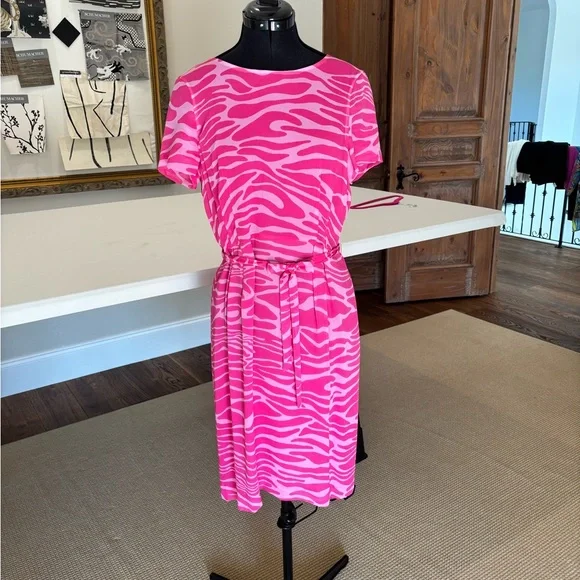 strapless open back dress Pink Zebra Print T-Shirt Dress, Zebra Animal Print Crew Neck Long Tee Shirt  Dress - Made in USA main image 0